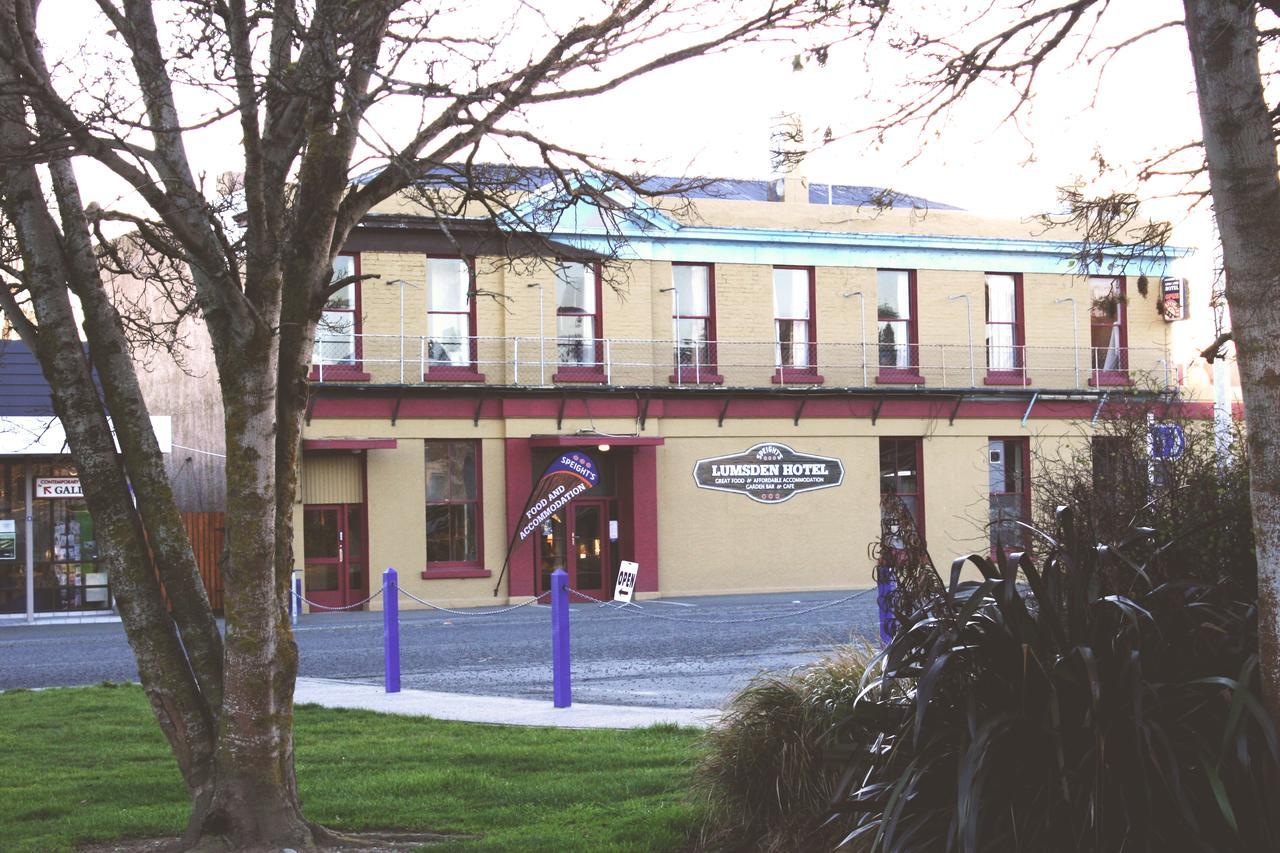 The Lumsden Hotel Exterior photo